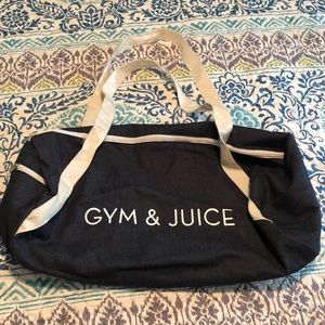 NWOT Fabfitfun Gym Bag